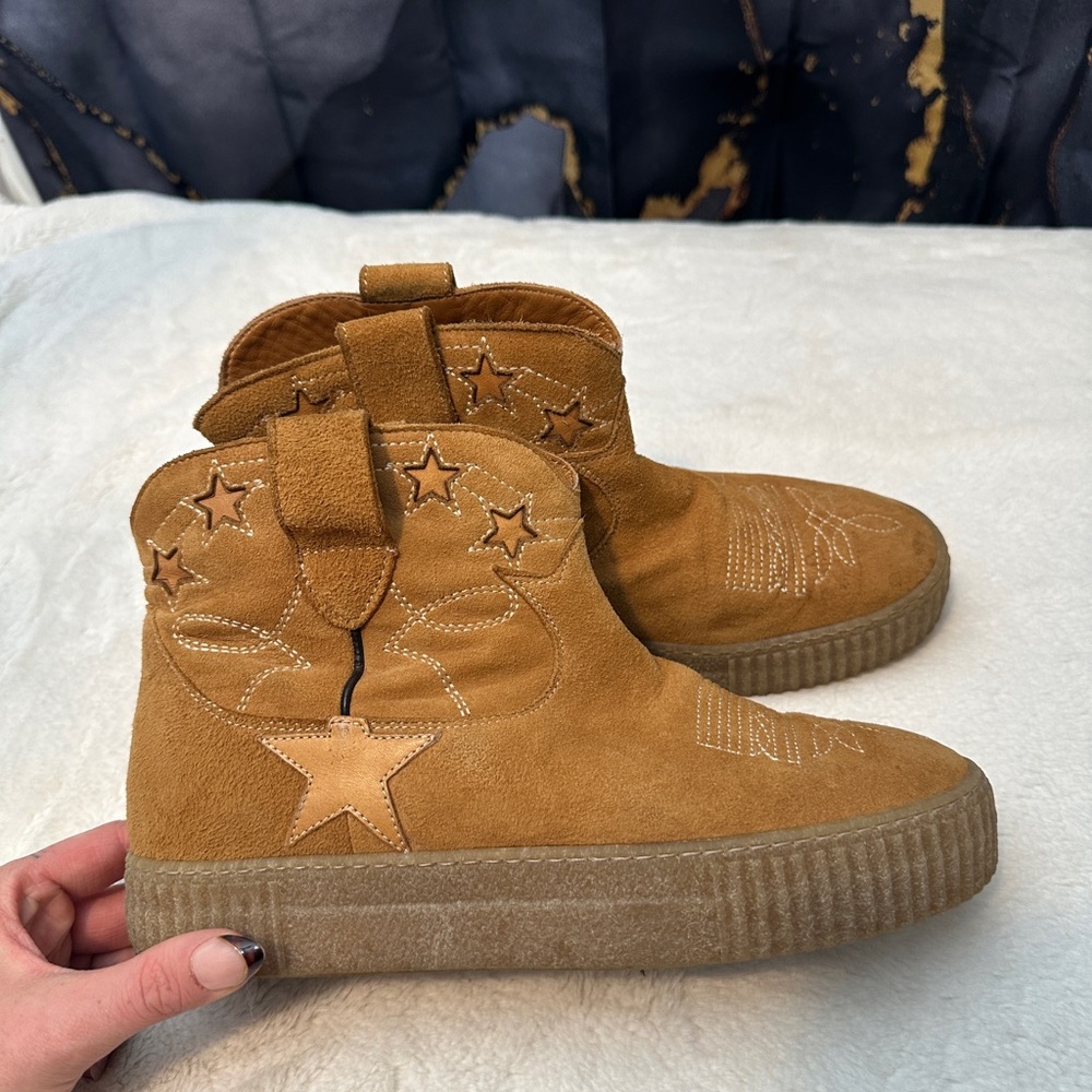 Golden Goose Sneak Slow Star Motif Patch Cowboy Suede Ankle Boots